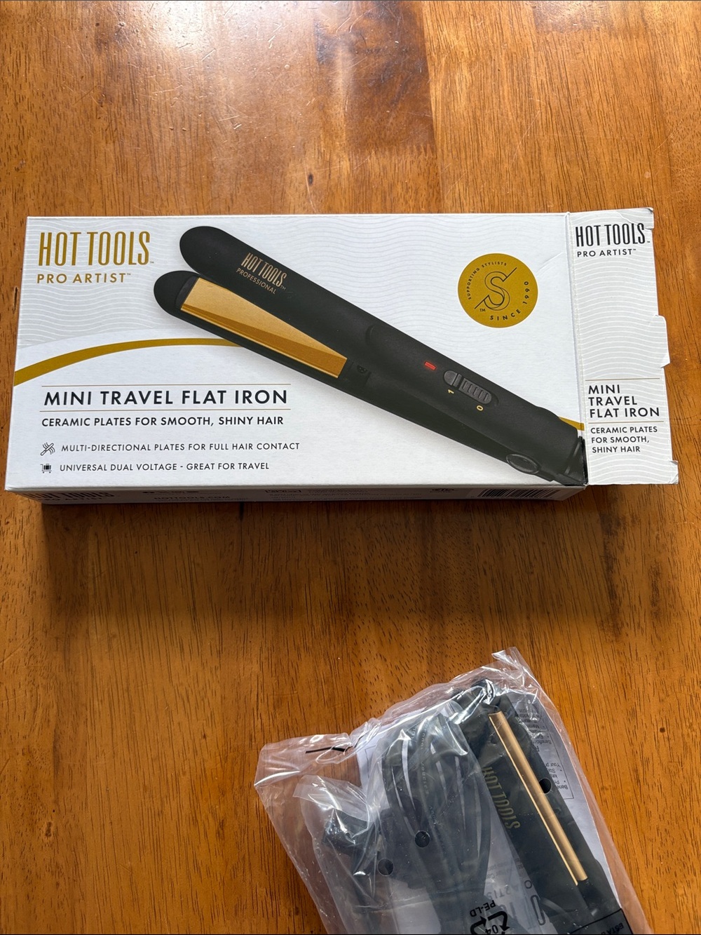 Hot Tools Pro Artist Mini Travel Flat Iron - Black & Gold